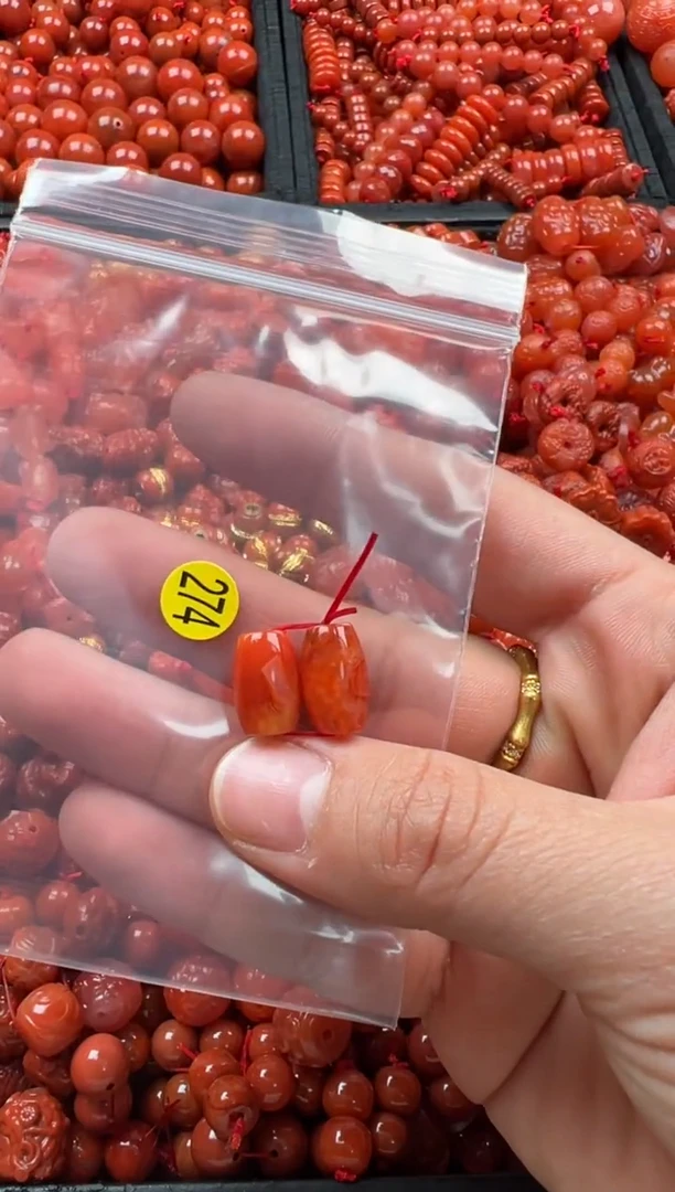 【闪购商品】南红玛瑙颈饰未镶嵌1