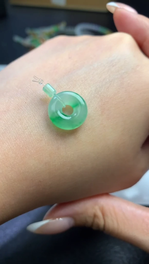 未镶嵌定制翡翠小****5毛货14.2-4.1