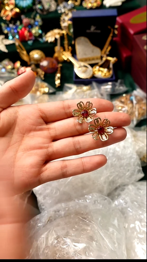 铁合金合金锆石耳环09