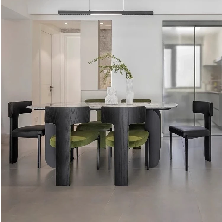 意式轻奢餐椅家用设计师宅寂风餐桌靠背椅现代简约咖啡厅实木椅子