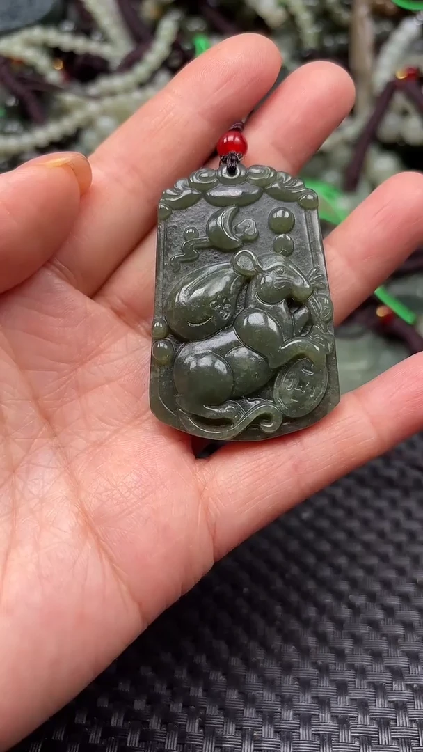 【闪购商品】和田玉颈饰未镶嵌1