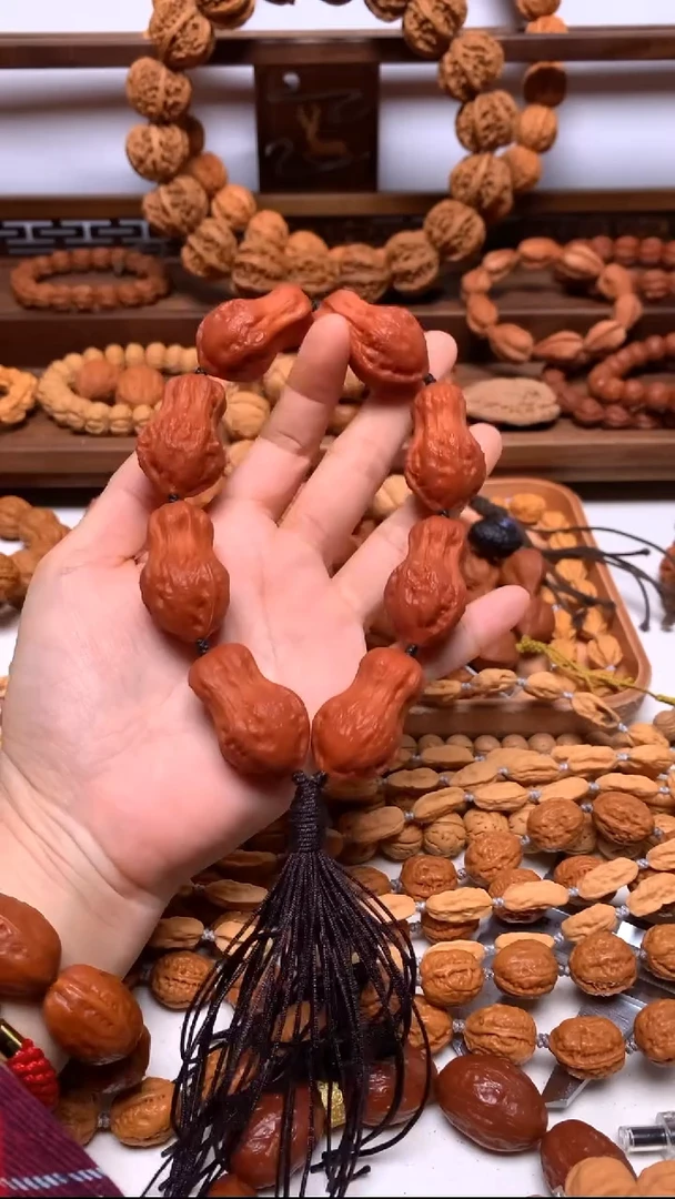 手串文玩核桃K***?小秋子手持