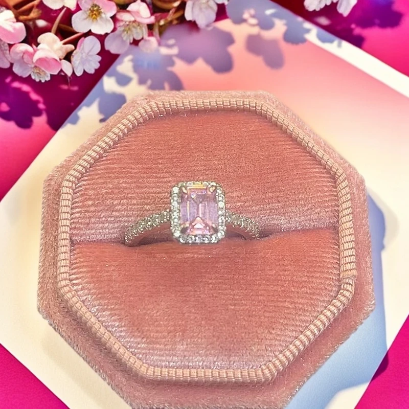 925银莫桑石戒指 粉祖母切钻戒 xx257