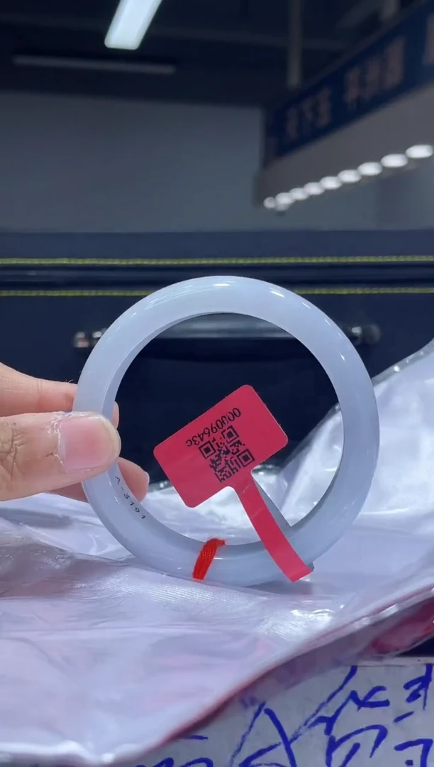 未镶嵌手镯翡翠19