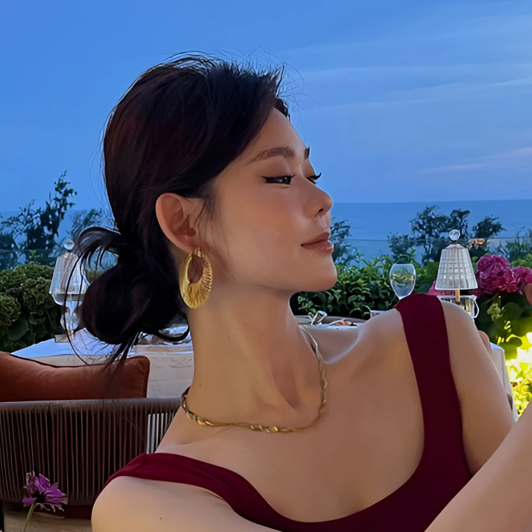 合金耳饰 @yldandan|月映宫廷复古奢华圆月晚宴风金色耳环