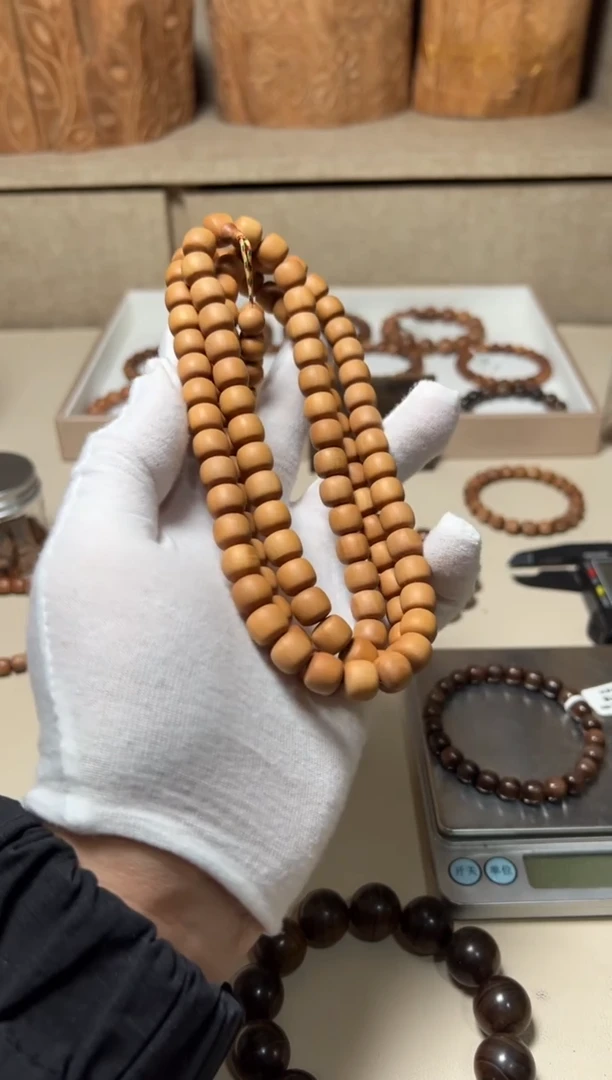 檀香木其他奶甜韵 9x10*108颗顺纹