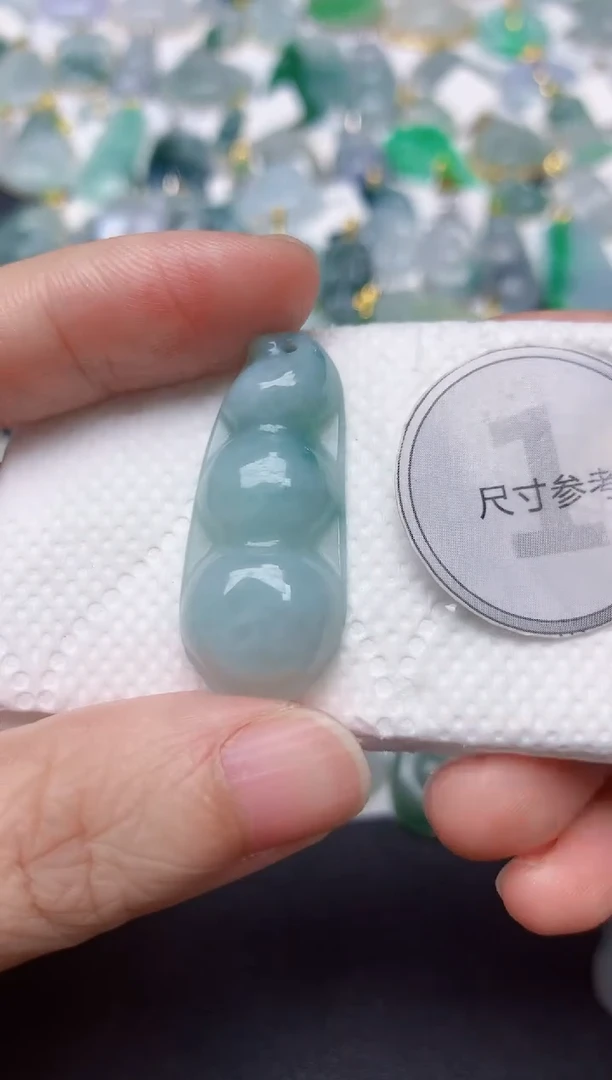 颈饰未镶嵌翡翠天然缅甸A货翡翠