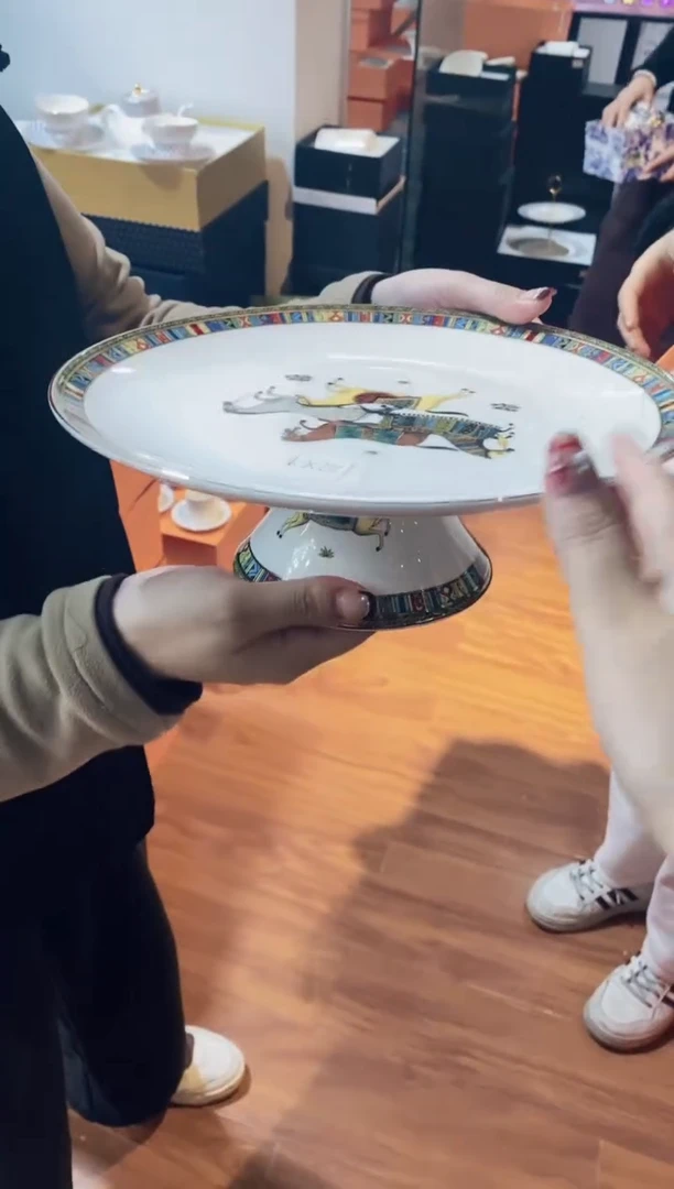 【闪购商品】杯鸿辉家品牌瓷器，京东包邮！