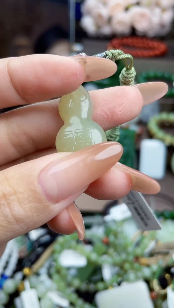 颈饰未镶嵌和田玉未镶嵌和田玉多样性吊坠拍一发一