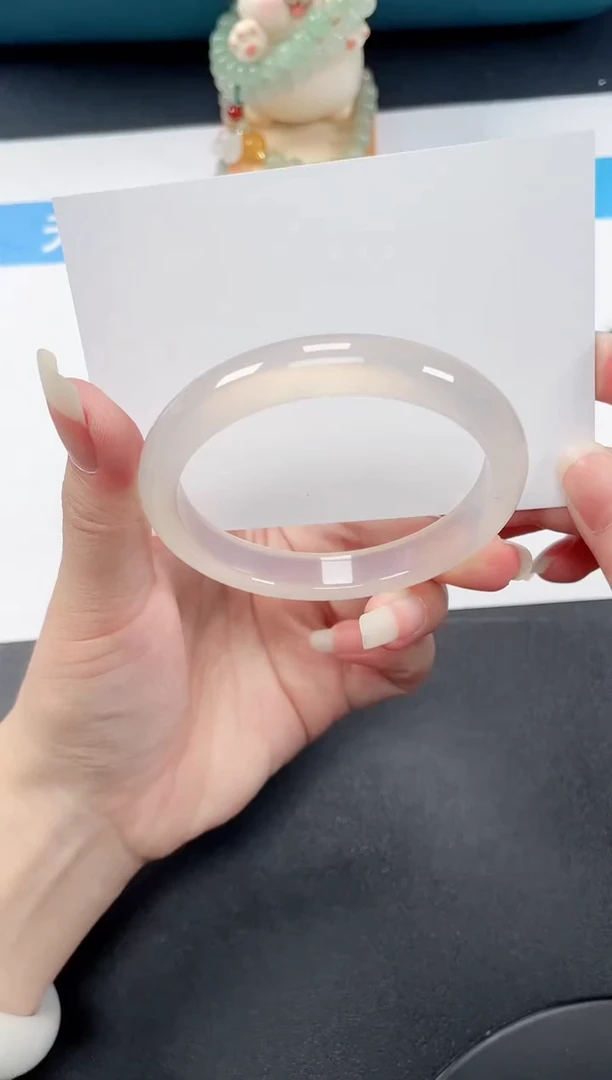 石英质玉手镯未镶嵌155-58