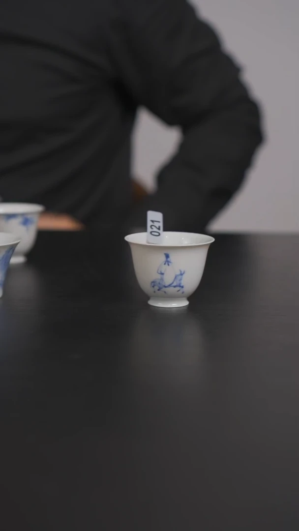 杯子瓷青花徐渭骑驴铃铛杯
