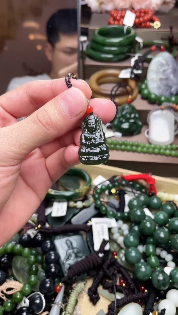 颈饰未镶嵌和田玉未镶嵌和田玉吊坠多样性拍一发一