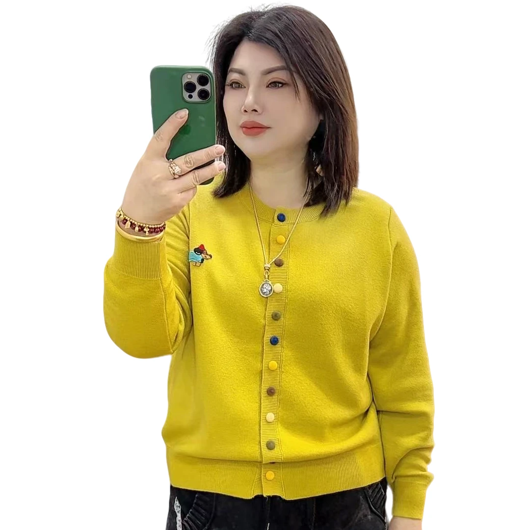 2025春款彩扣毛衣