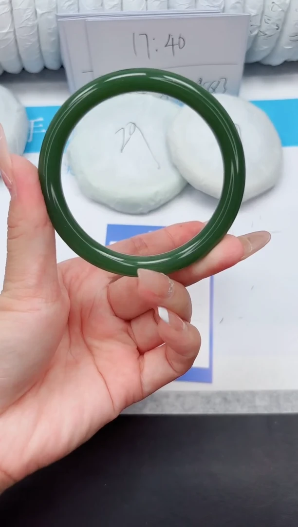 石英质玉手镯未镶嵌203-60XB