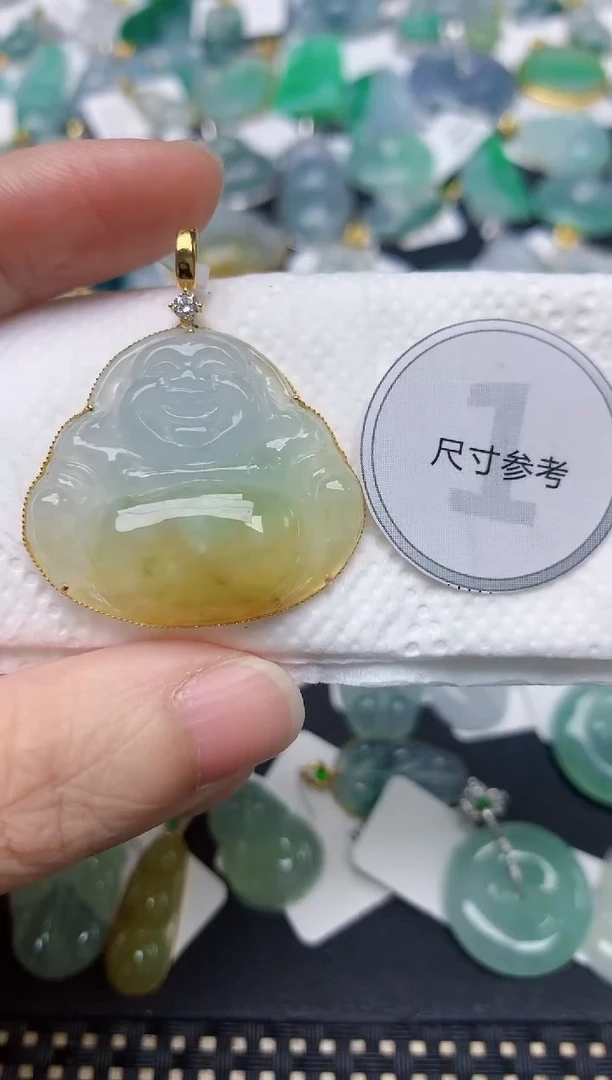 颈饰18K金镶嵌翡翠天然缅甸A货翡翠