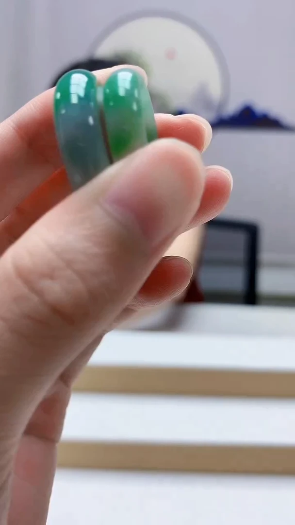 未镶嵌定制翡翠4852zm-毛货一对挂件21
