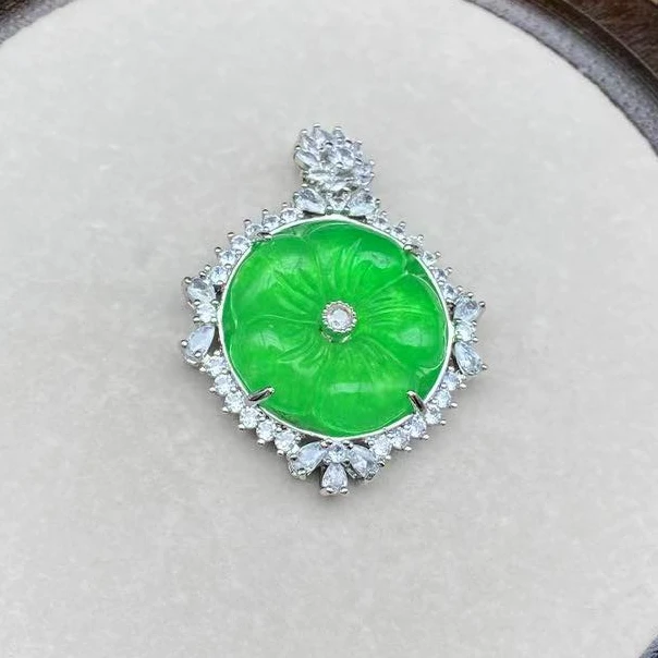 A2 豪镶冰绿荷花挂坠 时尚精美  (多样性发其一)