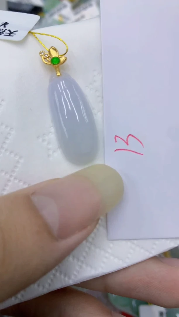 翡翠未镶嵌颈饰11111111111111111111