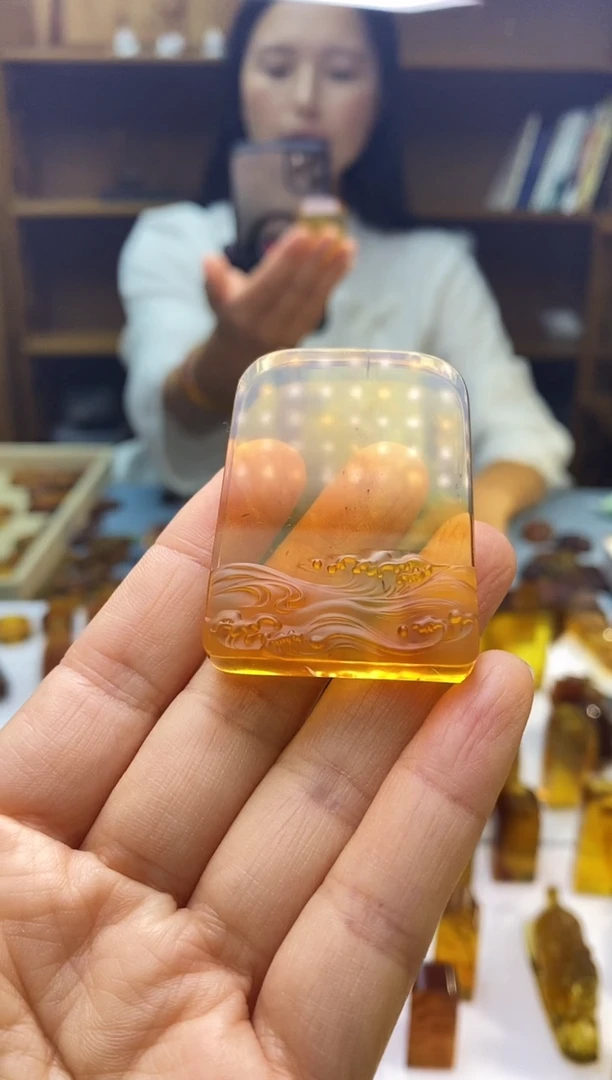 琥珀颈饰未镶嵌SN71-30（风生水起）
