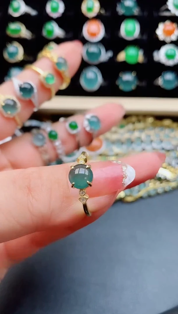 【闪购商品】翡翠戒指银S925镶嵌085085