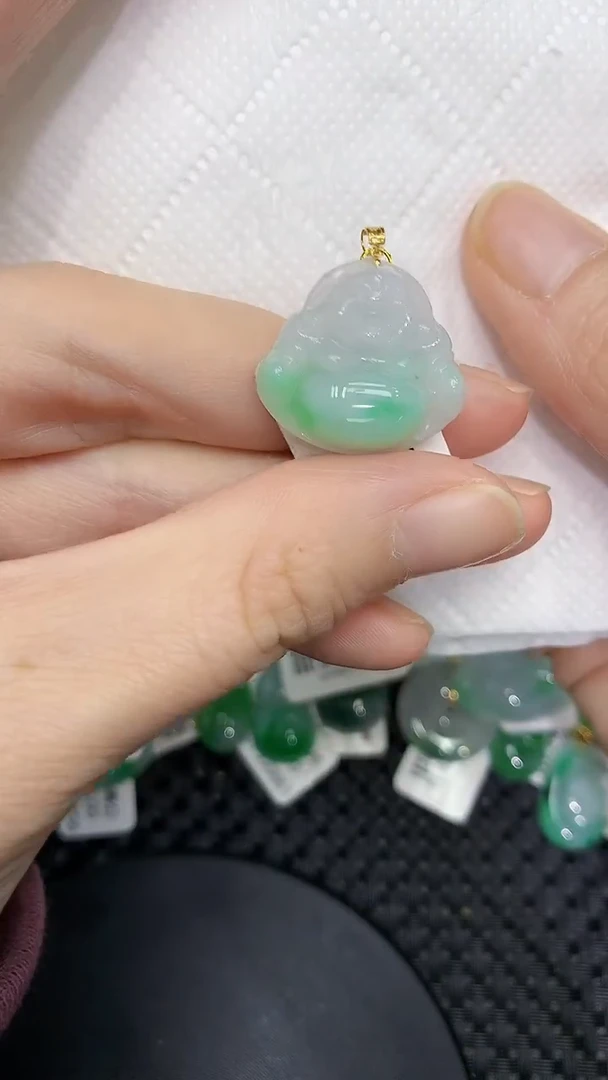 颈饰18K金镶嵌翡翠11111111111111111