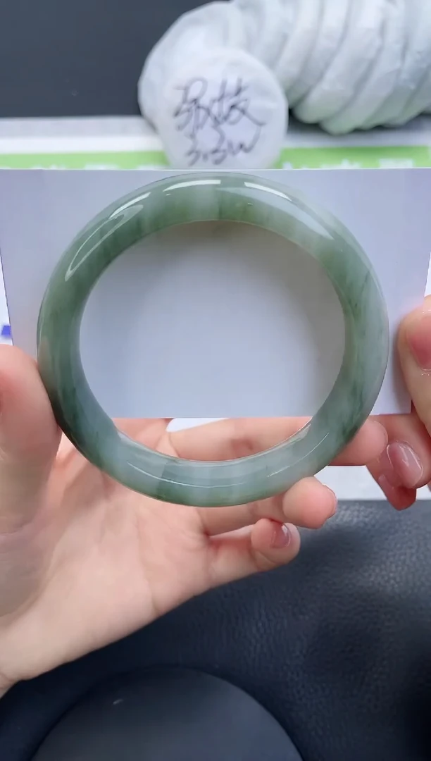 【闪购商品】石英质玉手镯未镶嵌A229-62+