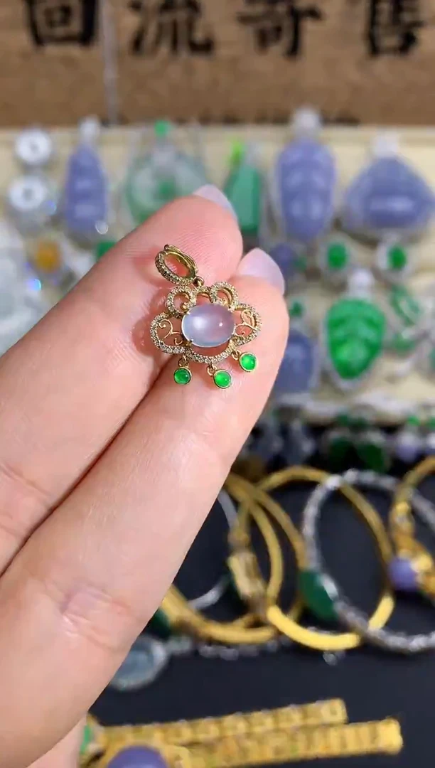 【闪购商品】翡翠颈饰18K金镶嵌333-中国好珍宝