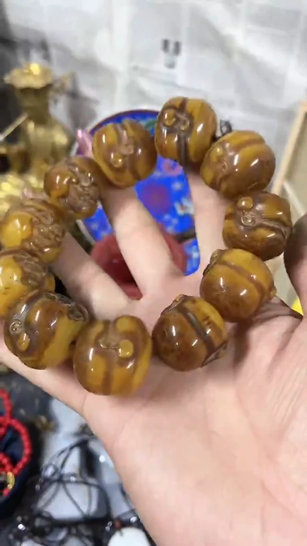 【闪购商品】蜜蜡裸石未镶嵌主播推荐主播推荐