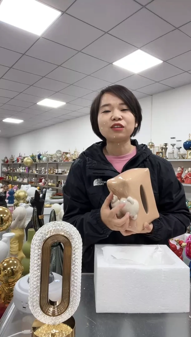 【闪购商品】悦美奶油熊纸巾盒