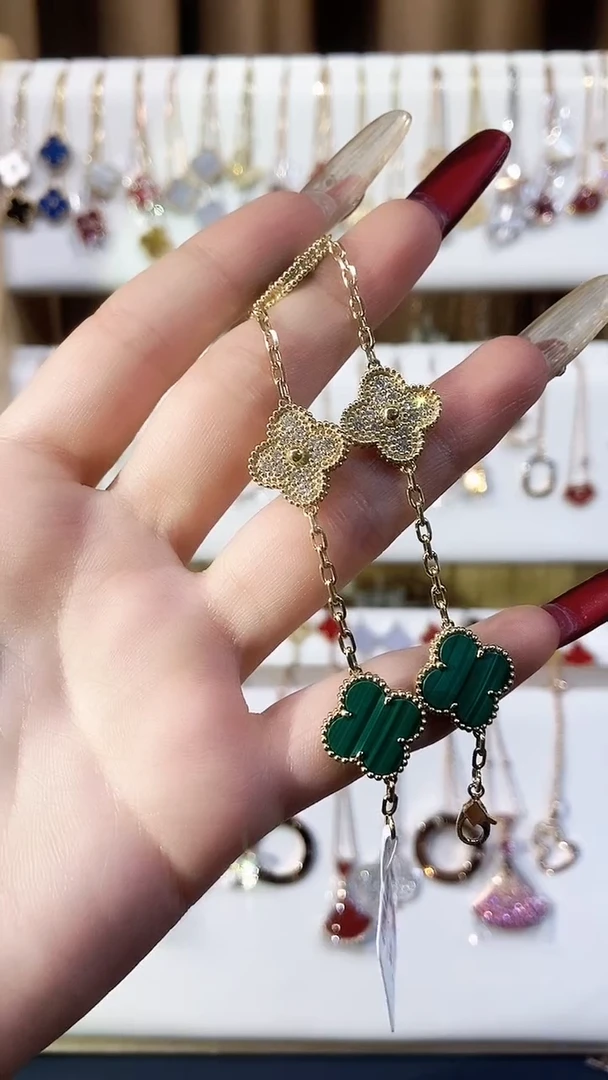 【闪购商品】钻石手链18K金镶嵌钻石K黄