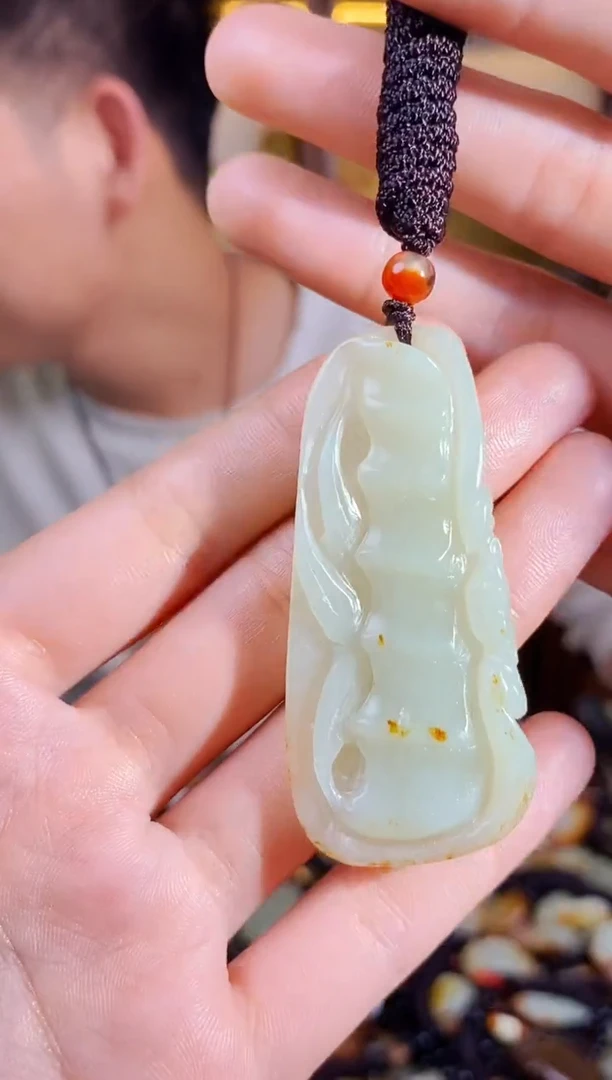 【闪购商品】和田玉颈饰未镶嵌1