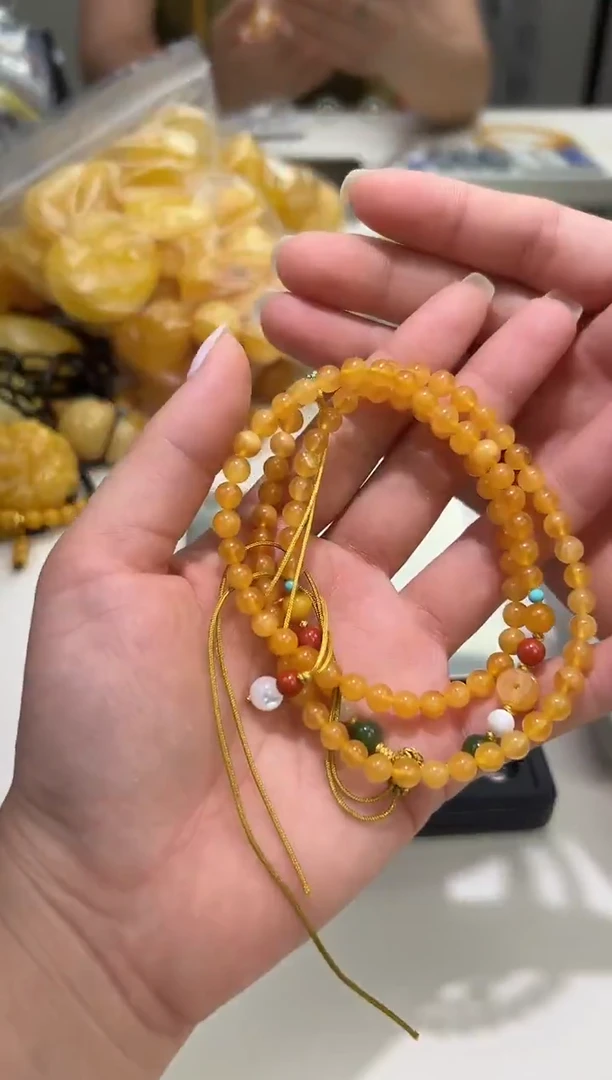裸石琥珀未镶嵌琥珀蜜蜡吊坠多样性发一条