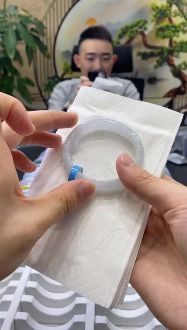 未镶嵌手镯翡翠5663