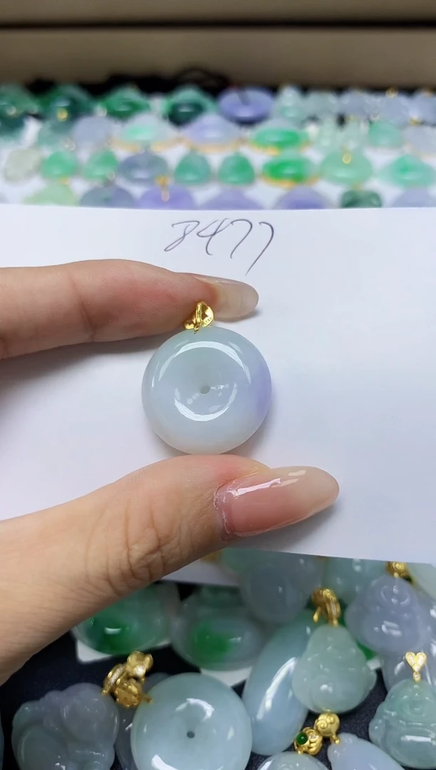 翡翠未镶嵌颈饰 天然缅甸翡翠A货