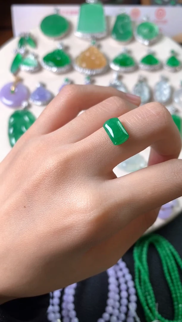 未镶嵌定制翡翠裸石（镶嵌定制）