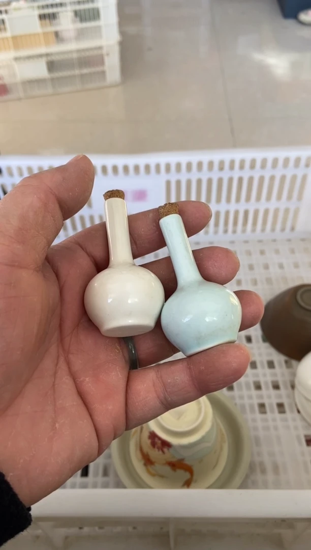 杯子瓷无运费险有瑕疵的摄影的产品有使用过的痕迹有点脏介意勿拍