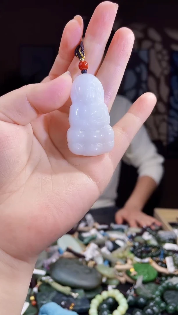 【闪购商品】和田玉颈饰未镶嵌拍一发一