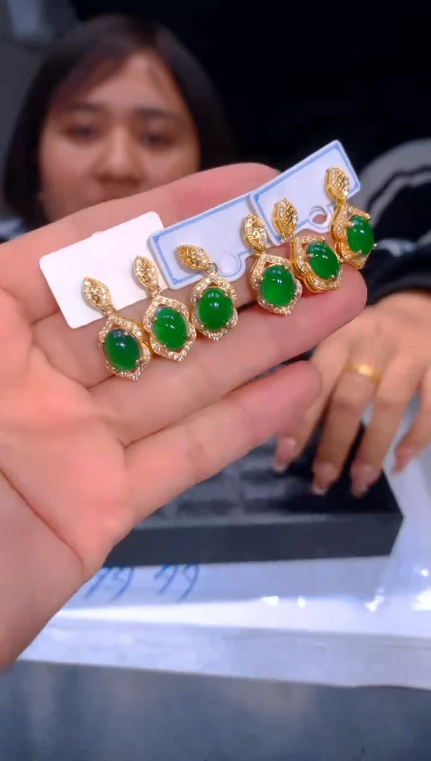 【闪购商品】定制翡翠未镶嵌54多样性发货（发其一）