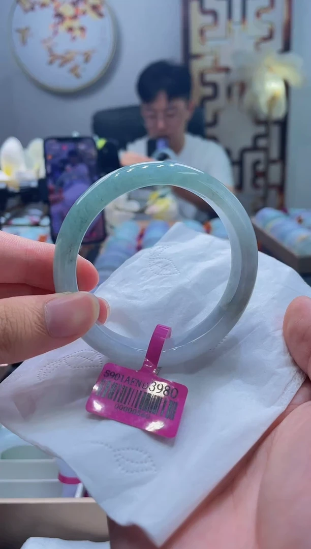 翡翠手镯未镶嵌228-58