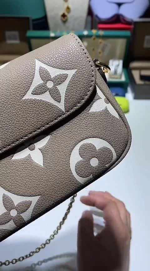 瓷片生活的本意就是开心@@1