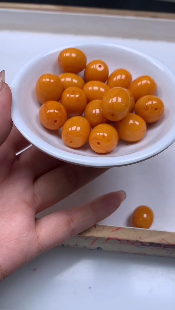 裸石蜜蜡未镶嵌M2011 黄皮蜜蜡 枣珠14*16mm2个5.8元