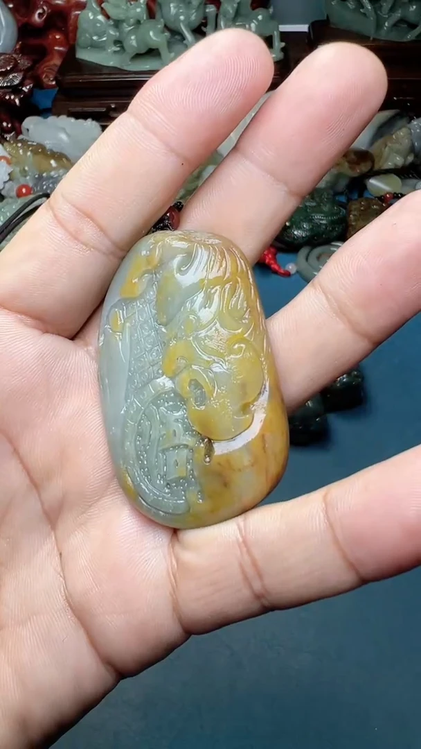 未镶嵌和田玉把件-