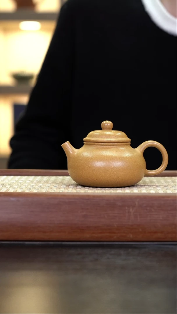 茶壶紫砂LZX黄金段 容天