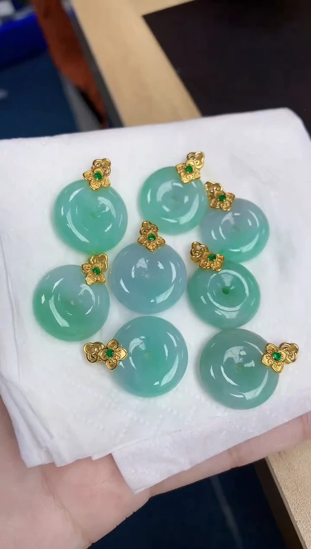 【闪购商品】翡翠颈饰未镶嵌多样性发其一