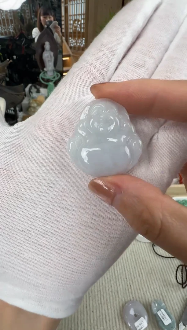 未镶嵌挂件翡翠吊坠