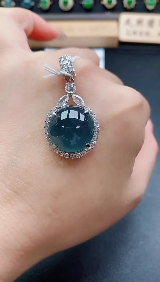 吊坠(赠链)银S925镶嵌翡翠1