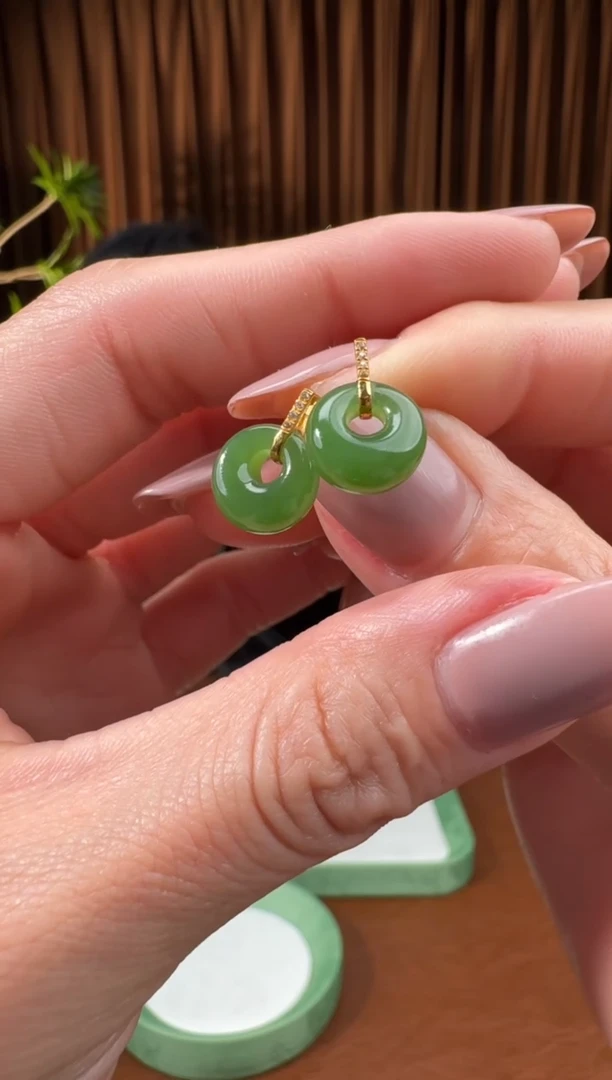 颈饰18K金镶嵌和田玉26刘洋12.30多样性发货拍一发一