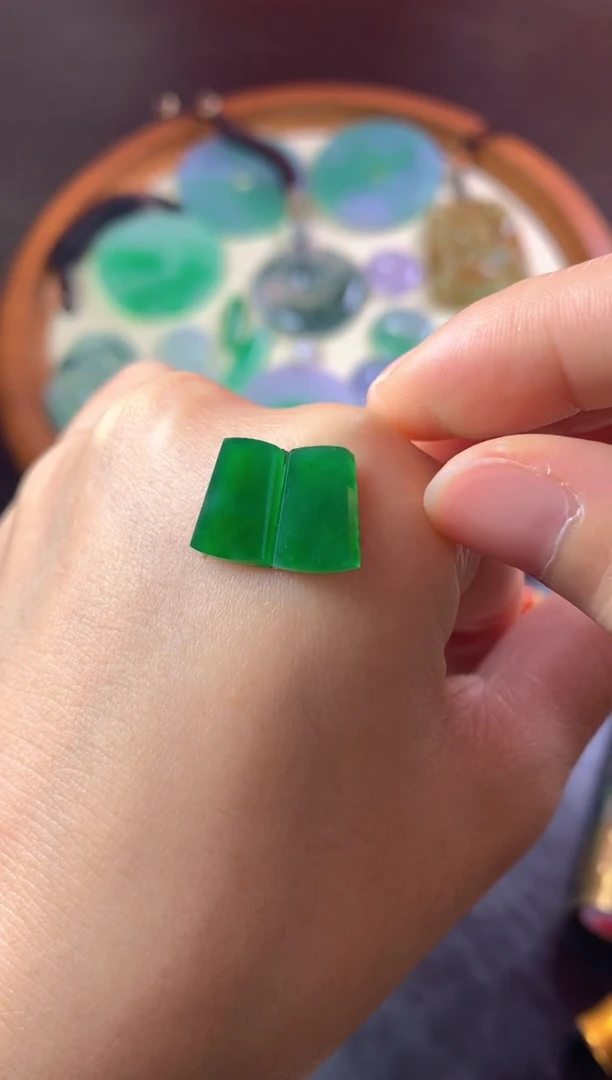 【闪购商品】定制翡翠未镶嵌1裸玉（客户意向镶嵌）