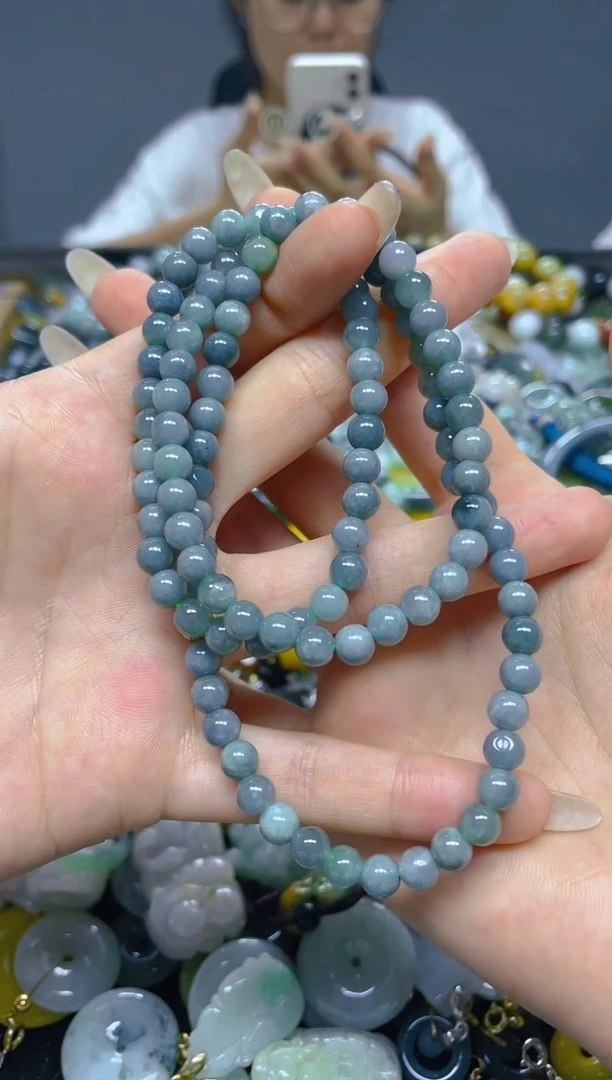 颈饰未镶嵌翡翠5MM/ B /翡翠A货，一件也是批发价