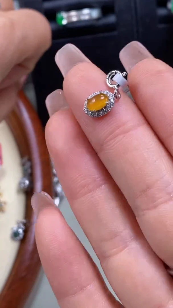 【闪购商品】翡翠戒指银S925镶嵌9965